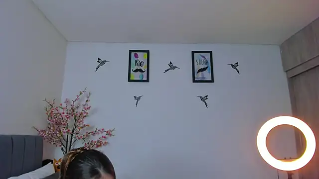 Snapshot of im_sarah34 chatting on 03-04-25, 02:38 im sarah34 online show from 03-04-25, 02:38