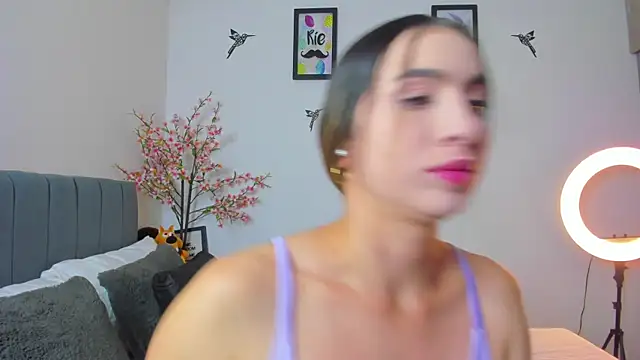 Snapshot of im_sarah34 chatting on 03-06-25, 11:36 im sarah34 online show from 03-06-25, 11:36