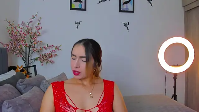 Snapshot of im_sarah34 chatting on 03-08-25, 03:39 im sarah34 online show from 03-08-25, 03:39