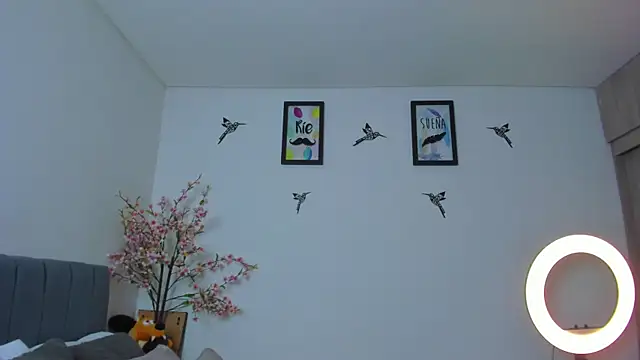 Snapshot of im_sarah34 chatting on 03-18-25, 10:46 im sarah34 online show from 03-18-25, 10:46