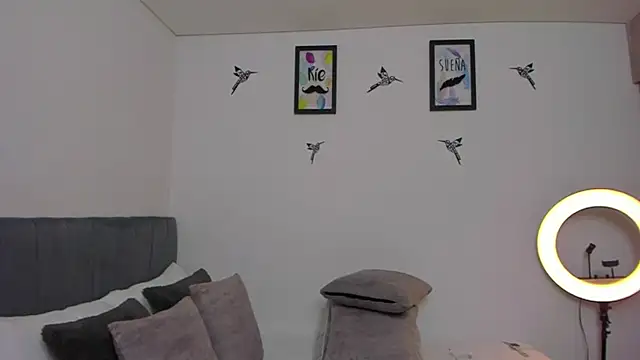 Snapshot of im_sarah34 chatting on 09-10-25, 06:41 im sarah34 online show from 09-10-25, 06:41