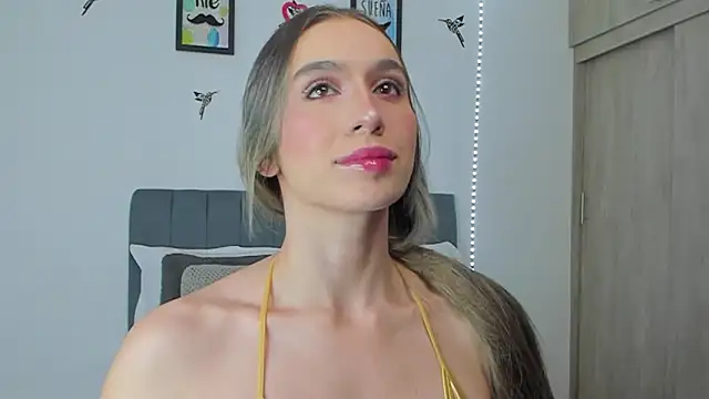 Snapshot of im_sarah34 chatting on 03-05-26, 04:30 im sarah34 online show from 03-05-26, 04:30