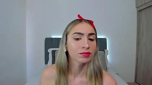 im sarah34 online show from 04-28-26, 05:07