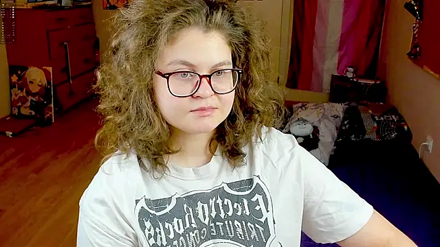 Snapshot of Sashy_Way chatting on 01-12-26, 04:56 Sashy Way online show from 01-12-26, 04:56