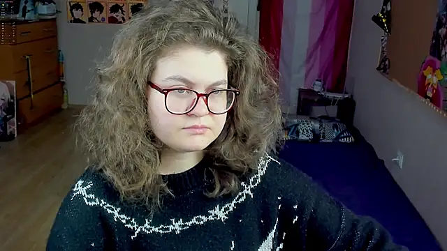 Snapshot of Sashy_Way chatting on 01-19-26, 01:04 Sashy Way online show from 01-19-26, 01:04