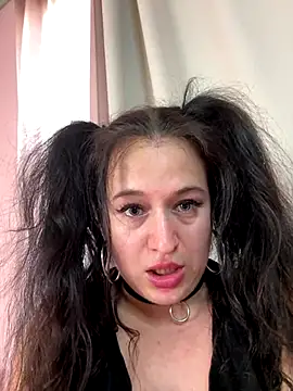 Nastybambi online show from 09-10-25, 03:45