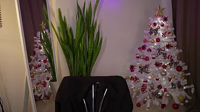 LindaWarners online show from 12-21-24, 08:00