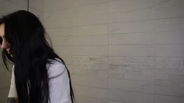 LindaWarners online show from 10-05-25, 04:16