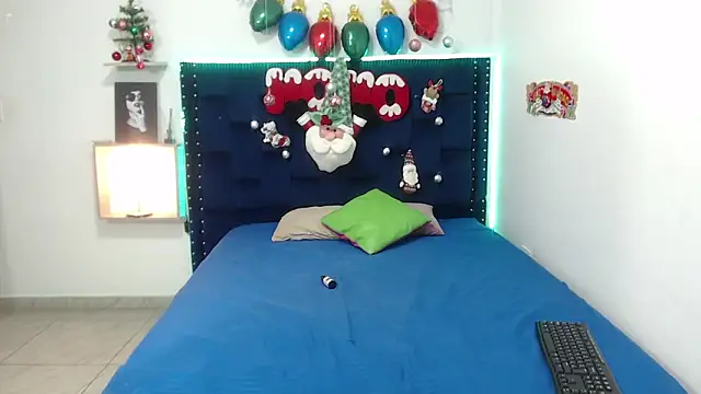 Julia Boobs online show from 12-27-24, 01:07