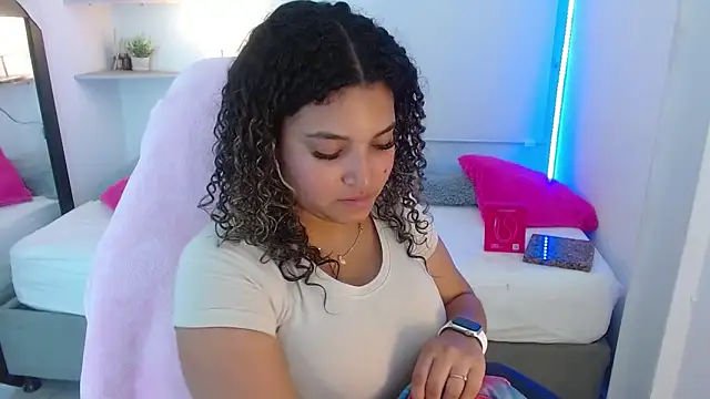 Julia Boobs online show from 09-26-25, 12:31