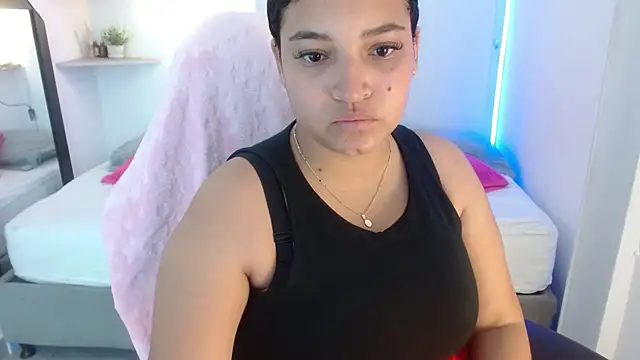 Julia Boobs online show from 10-03-25, 12:24