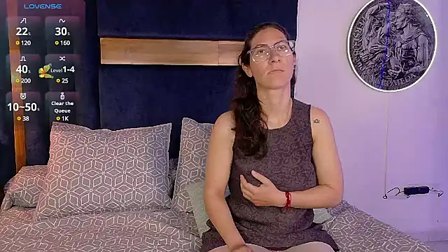 Snapshot of Andromeda-jade chatting on 03-02-25, 05:23 Andromeda-jade online show from 03-02-25, 05:23