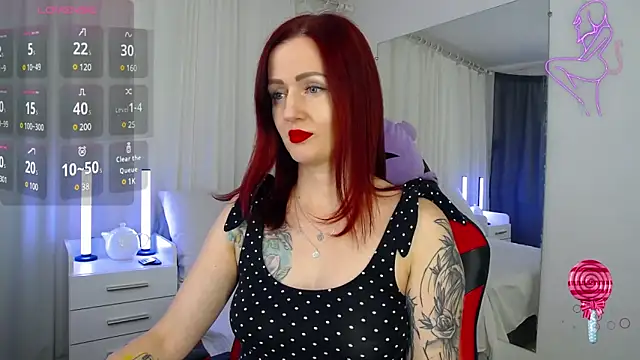 ElisaJane online show from 02-25-25, 10:18