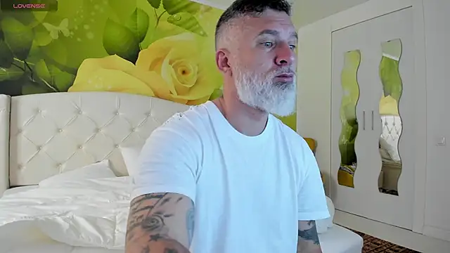 Snapshot of BlowMyXXL chatting on 03-29-26, 07:41 BlowMyXXL online show from 03-29-26, 07:41