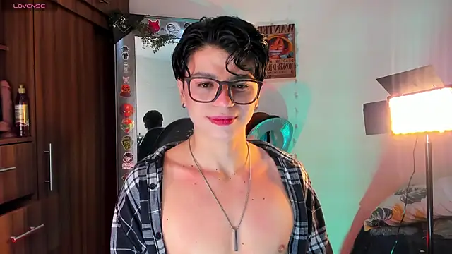 marckalexis online show from 04-30-26, 01:34