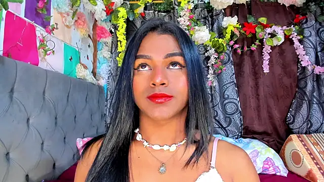 Snapshot of Karly_coffe chatting on 07-06-26, 10:23 Karly coffe online show from 07-06-26, 10:23