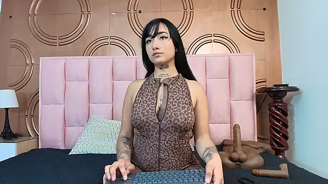 emmily keller19 online show from 03-24-26, 01:27