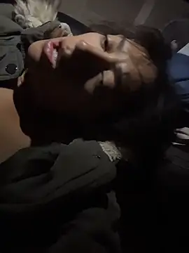 Snapshot of starrynikki chatting on 11-28-25, 02:09 starrynikki online show from 11-28-25, 02:09