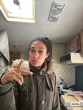 Snapshot of starrynikki chatting on 02-04-26, 04:24 starrynikki online show from 02-04-26, 04:24