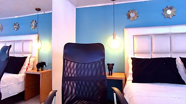 Miss ary online show from 01-30-25, 11:11