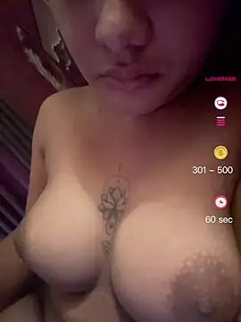 Snapshot of NatalyaFox chatting on 06-14-26, 10:45 NatalyaFox online show from 06-14-26, 10:45