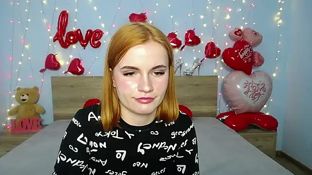 Snapshot of MargaritaKiss chatting on 02-25-25, 07:47 MargaritaKiss online show from 02-25-25, 07:47