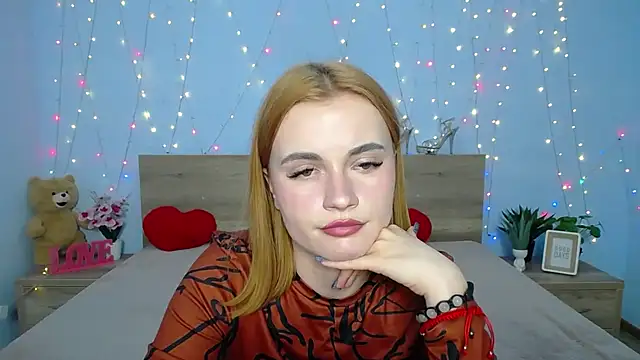 Snapshot of MargaritaKiss chatting on 03-07-25, 02:12 MargaritaKiss online show from 03-07-25, 02:12