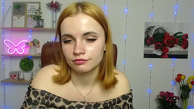 Snapshot of MargaritaKiss chatting on 03-12-25, 05:35 MargaritaKiss online show from 03-12-25, 05:35