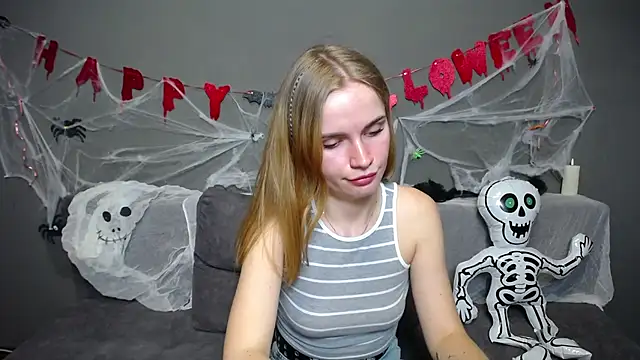 Snapshot of MargaritaKiss chatting on 10-20-25, 07:58 MargaritaKiss online show from 10-20-25, 07:58