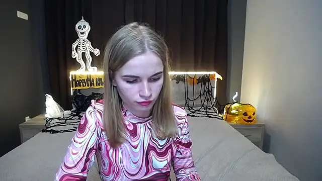 Snapshot of MargaritaKiss chatting on 10-29-25, 08:10 MargaritaKiss online show from 10-29-25, 08:10