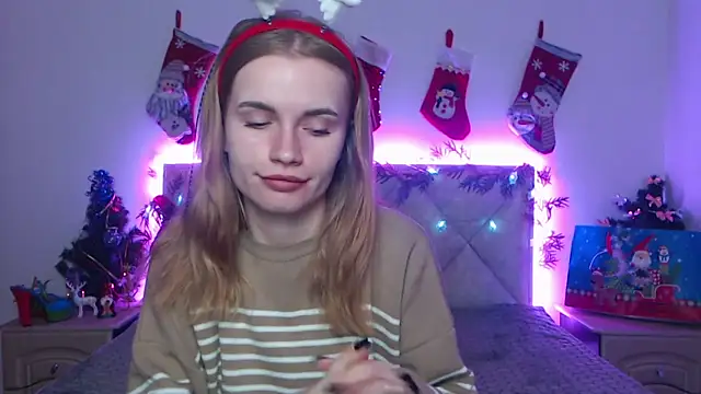 Snapshot of MargaritaKiss chatting on 12-17-25, 07:09 MargaritaKiss online show from 12-17-25, 07:09