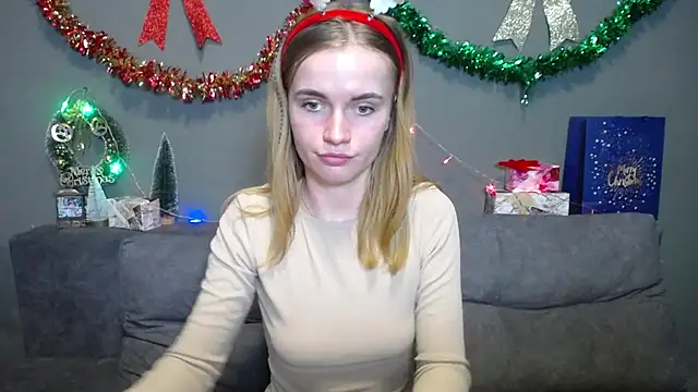 Snapshot of MargaritaKiss chatting on 12-20-25, 08:05 MargaritaKiss online show from 12-20-25, 08:05