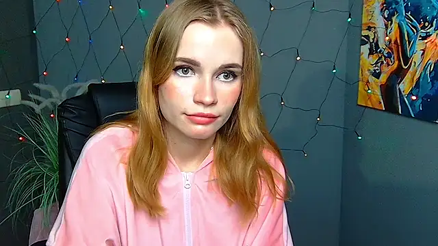 Snapshot of MargaritaKiss chatting on 01-16-26, 07:40 MargaritaKiss online show from 01-16-26, 07:40