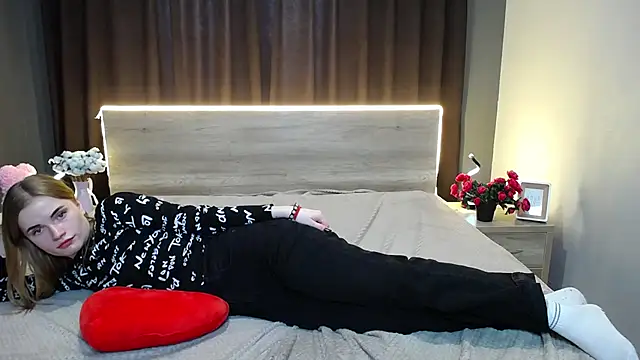 Snapshot of MargaritaKiss chatting on 03-02-26, 05:08 MargaritaKiss online show from 03-02-26, 05:08