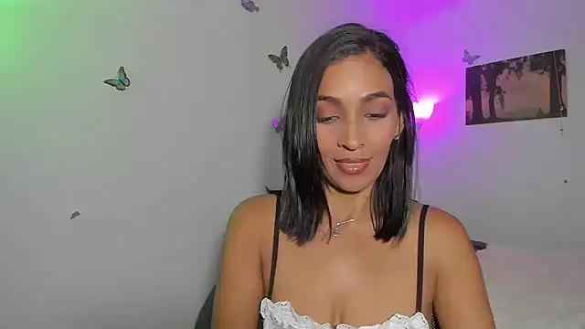 Mila-yang online show from 10-05-25, 02:21