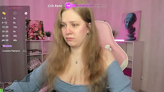 Snapshot of Megan_Violer chatting on 05-26-26, 05:20 Megan Violer online show from 05-26-26, 05:20