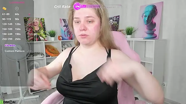 Snapshot of Megan_Violer chatting on 06-11-26, 05:22 Megan Violer online show from 06-11-26, 05:22