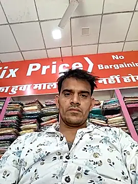 Snapshot of absoluteright chatting on 03-05-25, 10:22 absoluteright online show from 03-05-25, 10:22