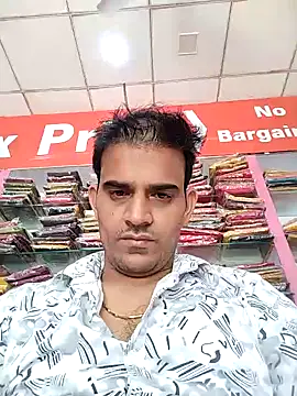 Snapshot of absoluteright chatting on 11-06-25, 06:03 absoluteright online show from 11-06-25, 06:03