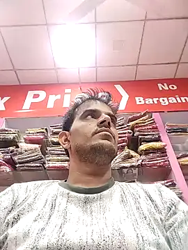 Snapshot of absoluteright chatting on 11-11-25, 12:38 absoluteright online show from 11-11-25, 12:38