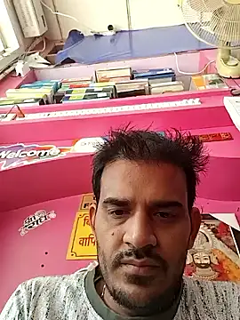 Snapshot of absoluteright chatting on 11-20-25, 07:08 absoluteright online show from 11-20-25, 07:08