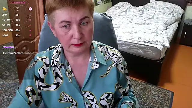 NicoleOlla online show from 03-01-25, 11:39