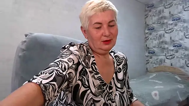 NicoleOlla online show from 09-29-25, 03:22