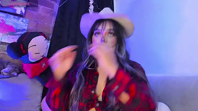 Pucaa  online show from 10-23-25, 11:46