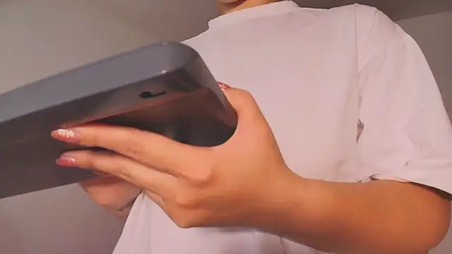 Snapshot of RachelStein chatting on 03-12-26, 02:18 RachelStein online show from 03-12-26, 02:18