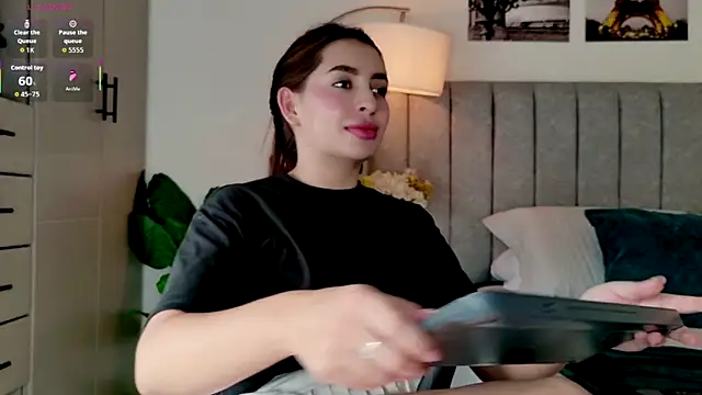 caralella online show from 03-17-26, 09:18