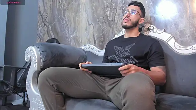 Liam Kleiin online show from 02-26-25, 11:41