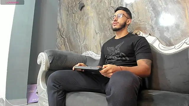 Liam Kleiin online show from 03-12-25, 11:31