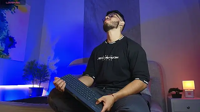 Liam Kleiin online show from 05-18-26, 11:38