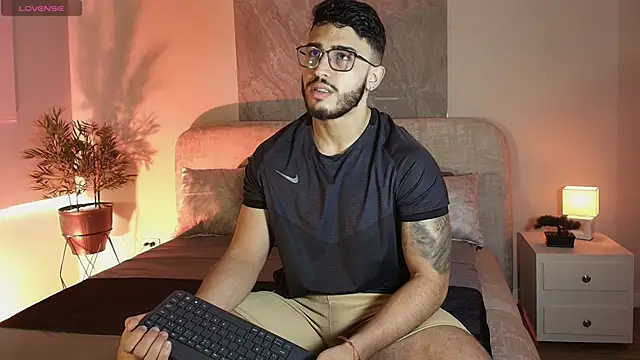 Liam Kleiin online show from 05-19-26, 11:16